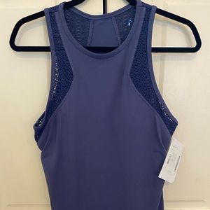 Fabletics performance tank size medium - purple